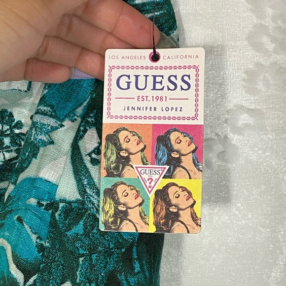 Guess botanic print Lilly linen shorts NWT Size 6 - Picture 5 of 9